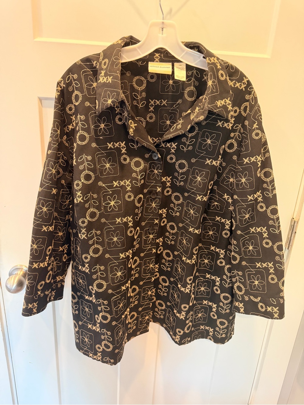 Alfred Dunner 24W Linen Blend Black Floral Button Front Tunic Blouse